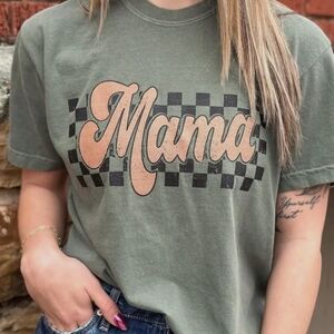 Comfort Colors • 'Mama' Graphic Tee
